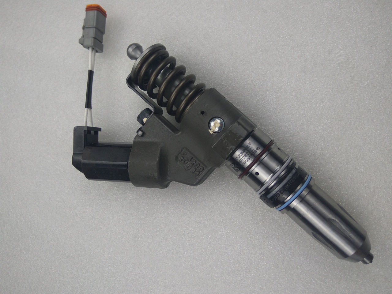 Fuel Injector 4026222 for Cummins M11 ISM11 QSM11 Engine