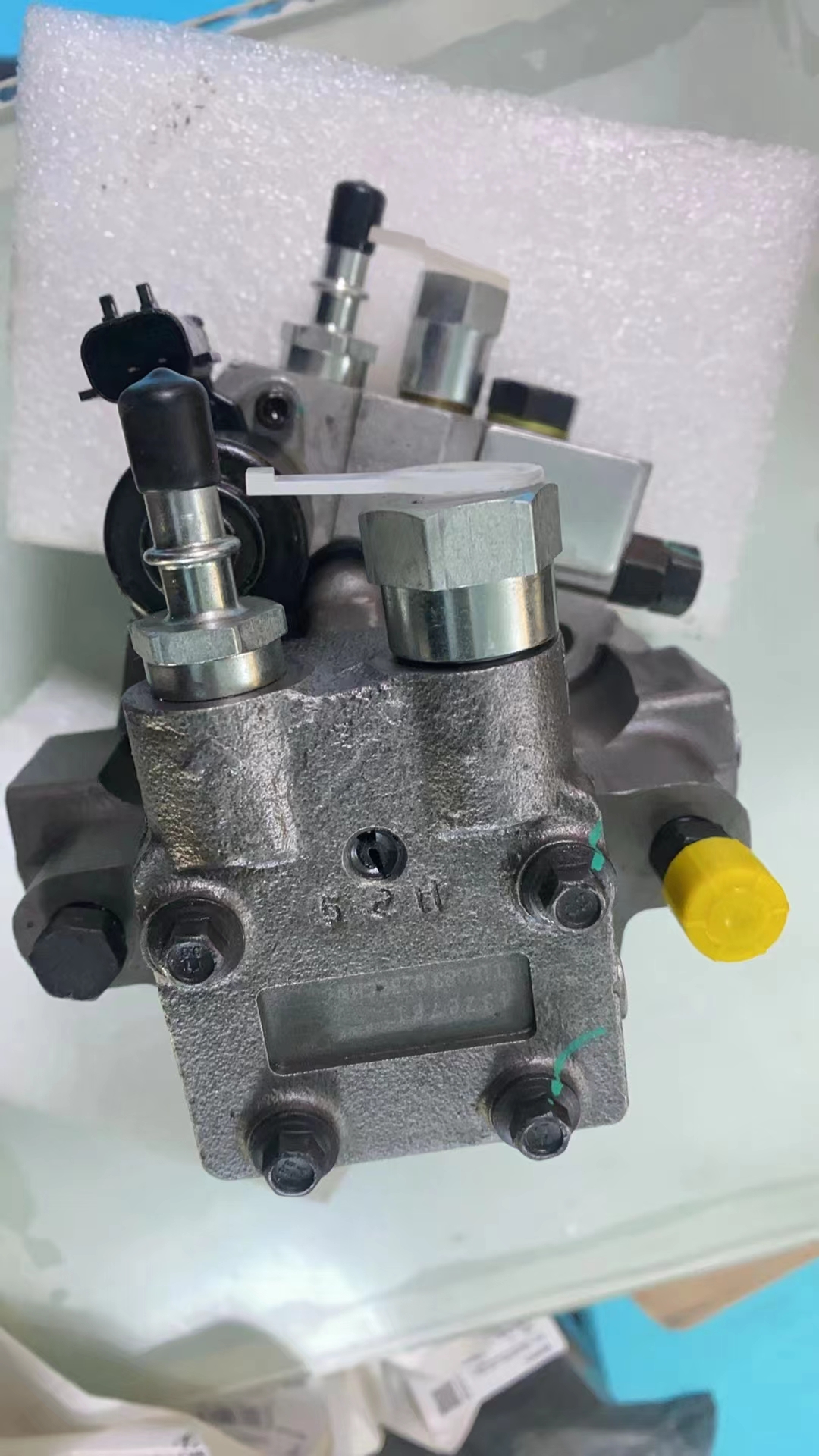 High Pressure Fuel Pump for Foton Cummins ISG11 / ISG12 Engine, Part No.: 4327065 / 4327066