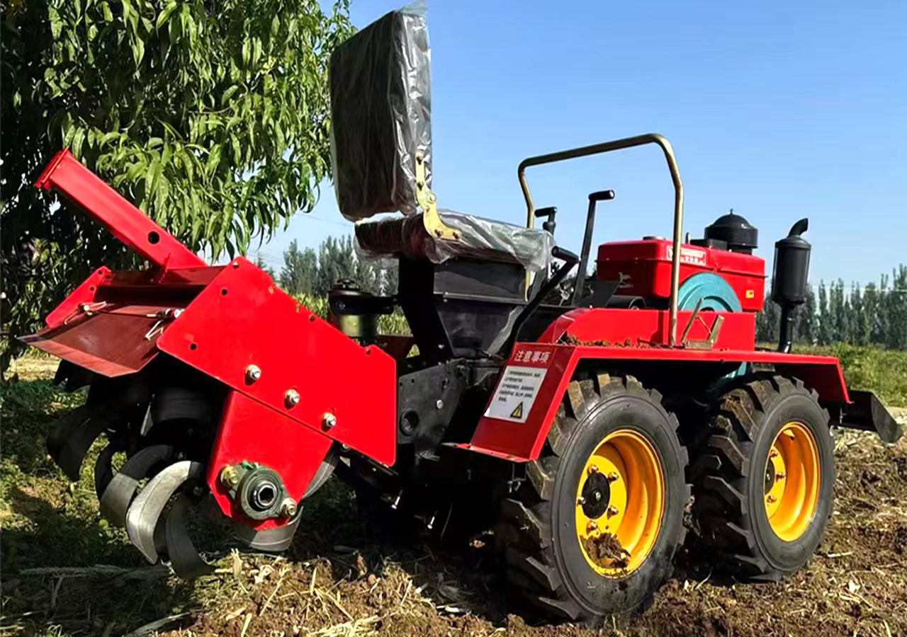 LANDER High Quality 35HP Medium-Sized Tractor for YANMAR Engine Gear Drive 2WD High Safety Agricultural Attachments Sale