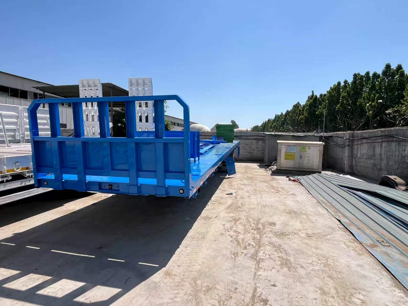 Export Heavy Duty Low Platform Semi Trailer with FUWA/BPW Axle, Optional Hydraulic Ramp & Gooseneck