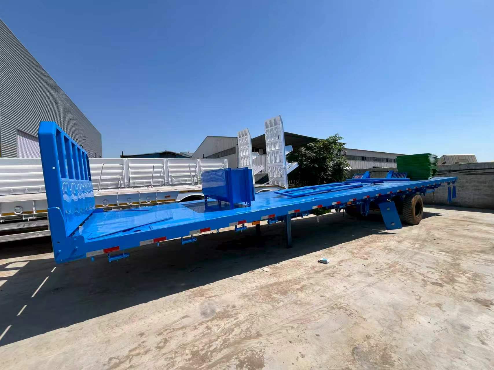 Export Heavy Duty Low Platform Semi Trailer with FUWA/BPW Axle, Optional Hydraulic Ramp & Gooseneck