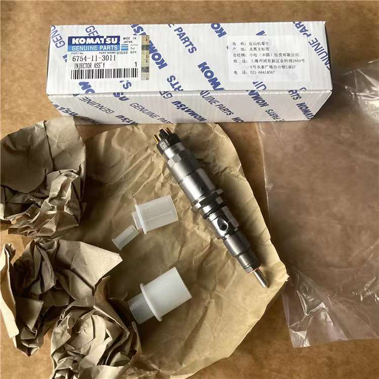 适用于小松PC200-8（6D107）的燃油喷射器6754-11-3011，博世零件号：0445120231