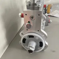 适用于康明斯 6BT5.9L 发动机的燃油喷射泵总成 0402736913 (P7100)