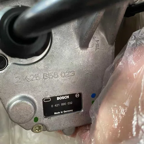 Fuel Injection Pump 0402996316 (PES6K120) for Cummins QST30 Engine