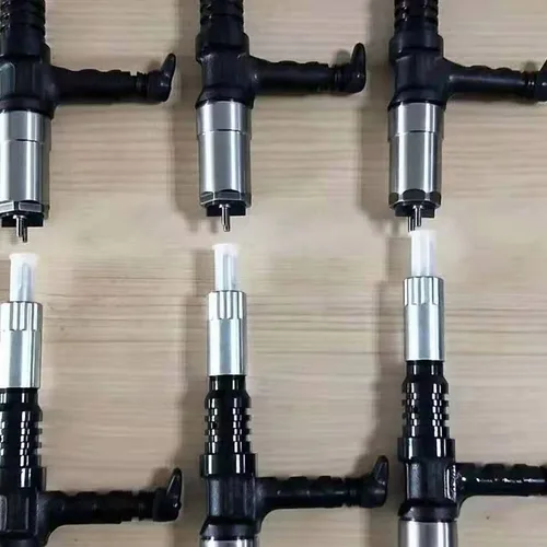 Fuel Injector Assembly 6218-11-3101 095000-0562 for Komatsu Excavator PC600-8, PC650-8 with SA6D140E-3 Engine
