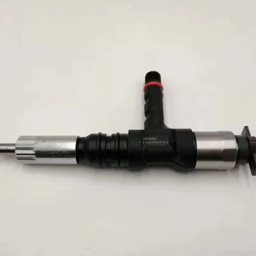 Fuel Injector Assembly 6218-11-3101 095000-0562 for Komatsu Excavator PC600-8, PC650-8 with SA6D140E-3 Engine