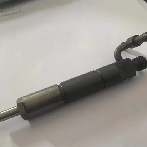 适用于小松PC200-7 6D102发动机的PC200-7燃油喷射器总成6738-11-3090（6738-11-3100）
