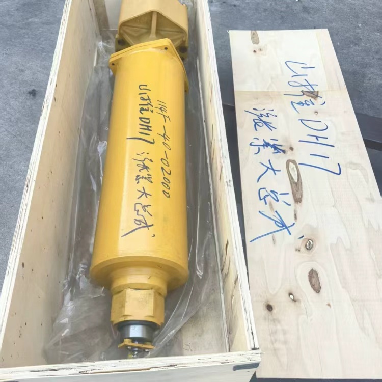 SHANTUI DH17 Bulldozer Track Adjuster Cylinder Assy Part No.114F-40-02000