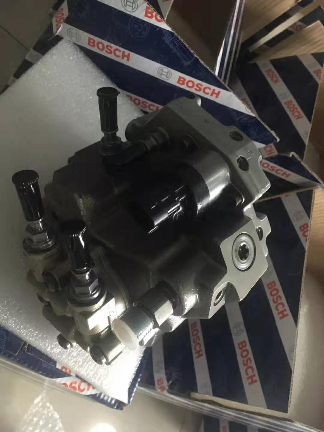 适用于小松PC200-8（6D107）的手动引油泵6754-71-7200和共轨燃油泵总成
