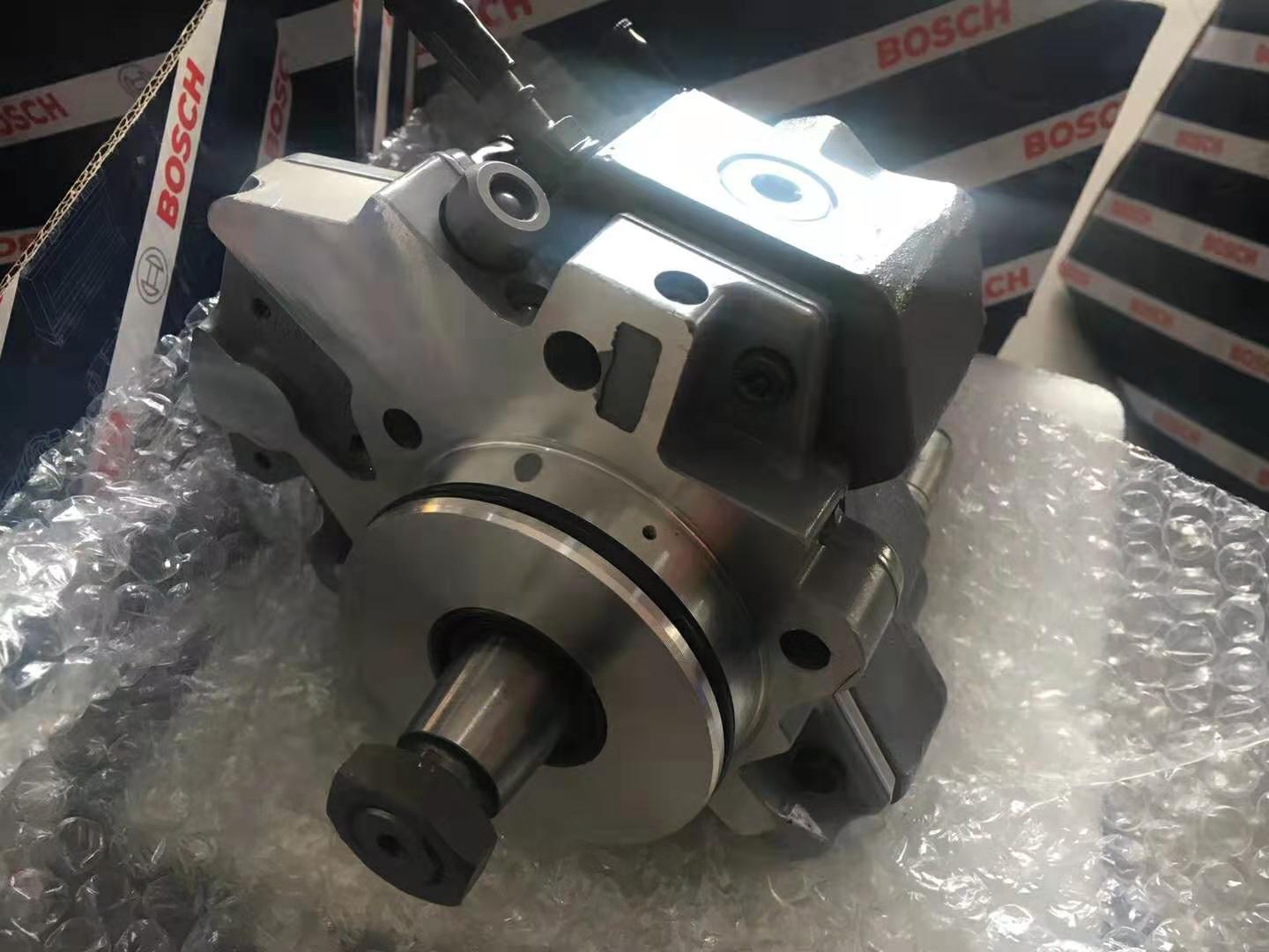 适用于小松PC200-8（6D107）的手动引油泵6754-71-7200和共轨燃油泵总成