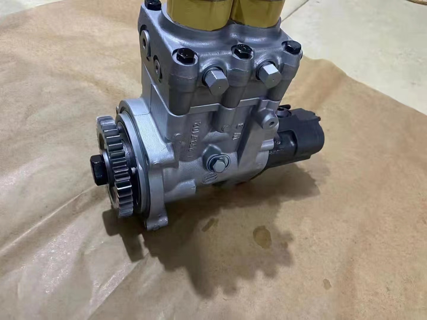 CAT High Pressure Fuel Pump 511-7975 for C9.3 Engine, Fits 336E,336F,340E Excavator