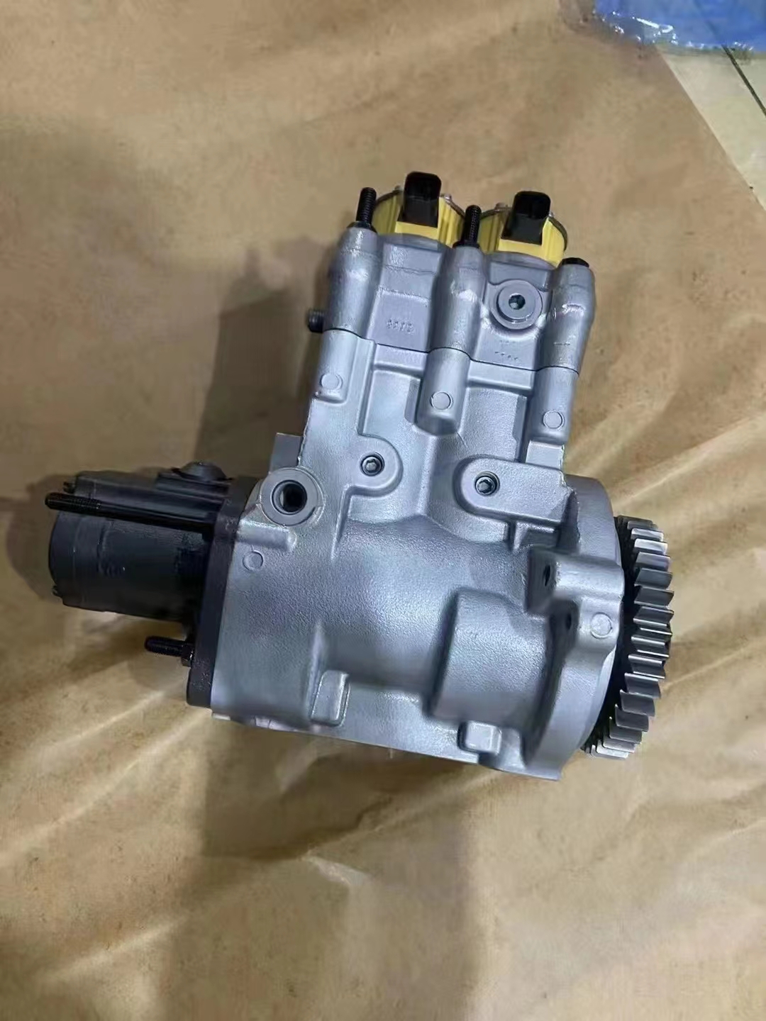 CAT High Pressure Fuel Pump 511-7975 for C9.3 Engine, Fits 336E,336F,340E Excavator