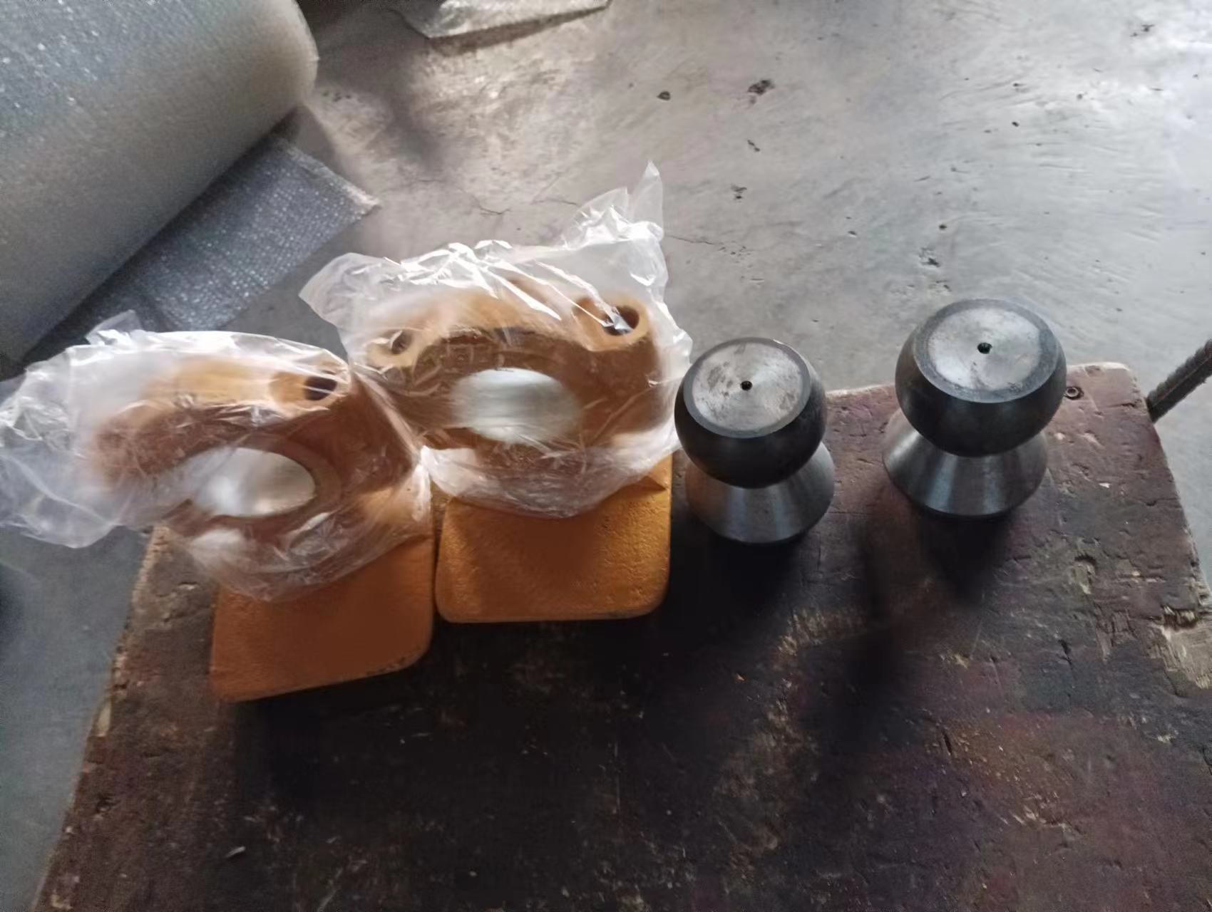 Bracket for BulldozerPart No.:17A-71-45321 & 17A-71-45421, Brand-new Made-in-China