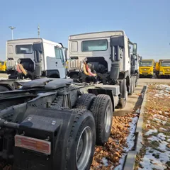 Sinotruck Howo 6x4 10-Wheel Heavy Truck 371hp Tractor Left-Hand Drive Euro 2 Diesel Rear Camera Second-Hand Used Truck for Sale