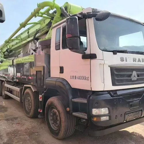 Zoomlion Sitrak 56-meter concrete pump truck made in 2020