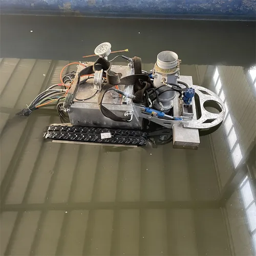 Robot de dragado submarino (a 50 m bajo el agua)
