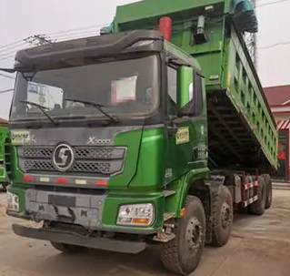 Camión volquete SHACMAN DELONG X3000 6×4 usado del 2021, caja de cambios de 12 velocidades, volquete para escoria minera, entrega en el puerto de Kashgar.