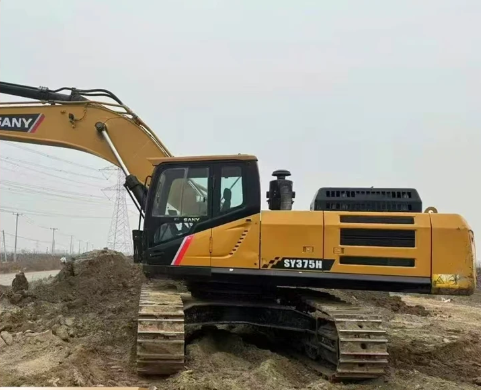Excavadora SANY SY375H usada del 2022 con motor ISUZU, 67000~68000 USD. Entrega en el puerto fronterizo de Kashgar.
