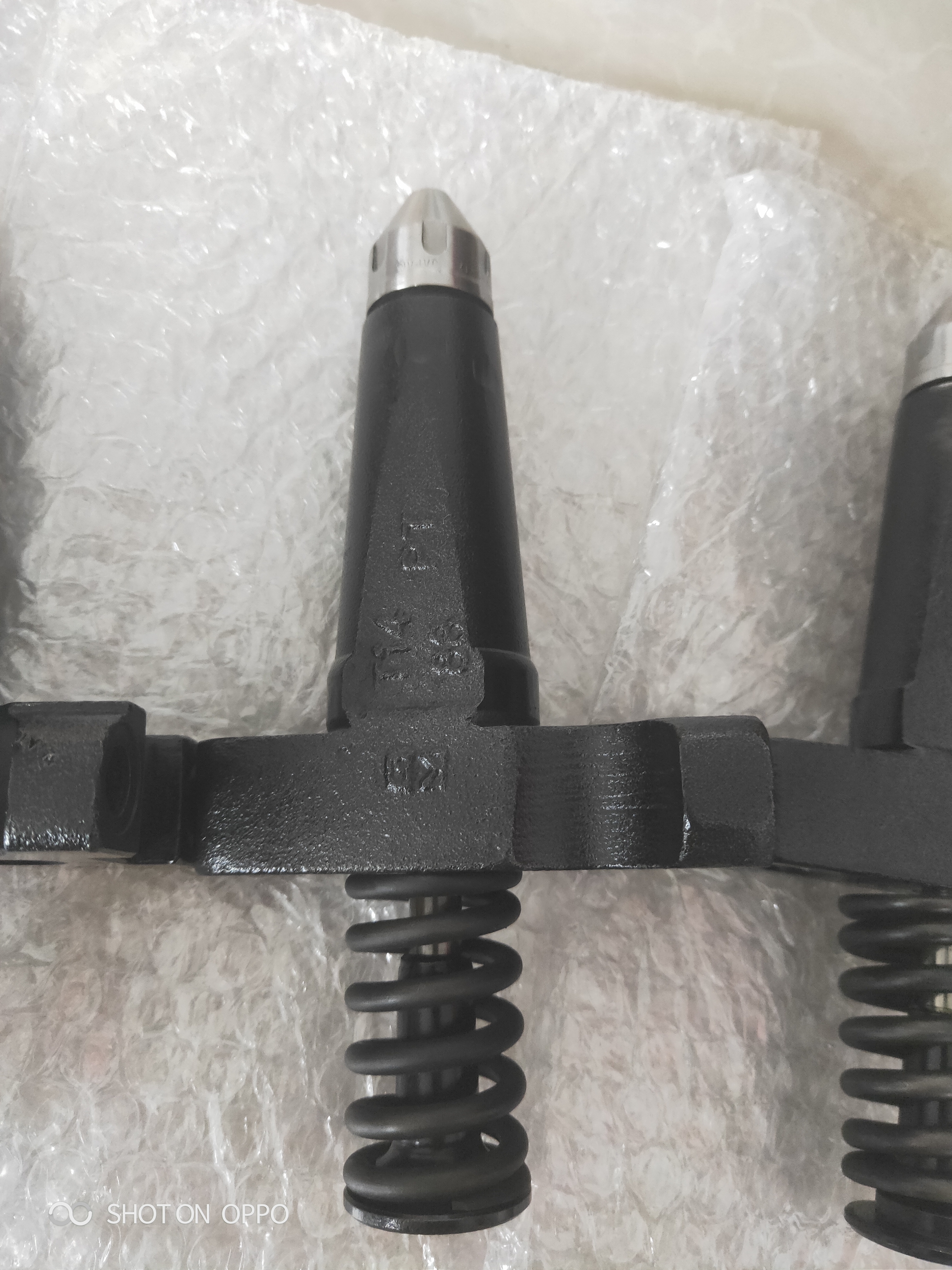 Fuel Injector Assembly 6620-11-3011 BM68974 PT Injector For Komatsu NH220 Engine D60P-6 D65A-6 D80A-12 Bulldozer PC200-5 Excavator