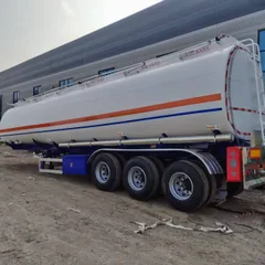 Semirremolque cisterna de combustible de 3 ejes, camión cisterna de 85 m³ para diésel, gasolina y petróleo, semirremolque cisterna para transporte de líquidos peligrosos.