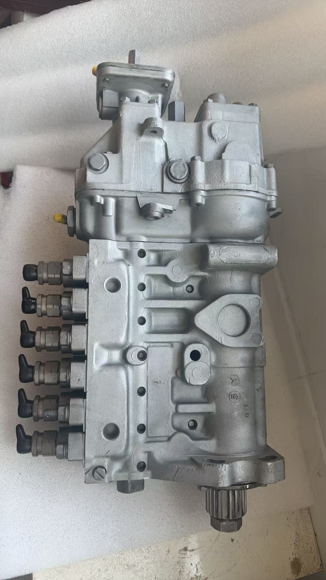 DENSO High Pressure Fuel Injection Pump for Komatsu PC300-5, Part No.: 092000-0360 / 6222-71-1410, Fits Komatsu 6D108 Engine