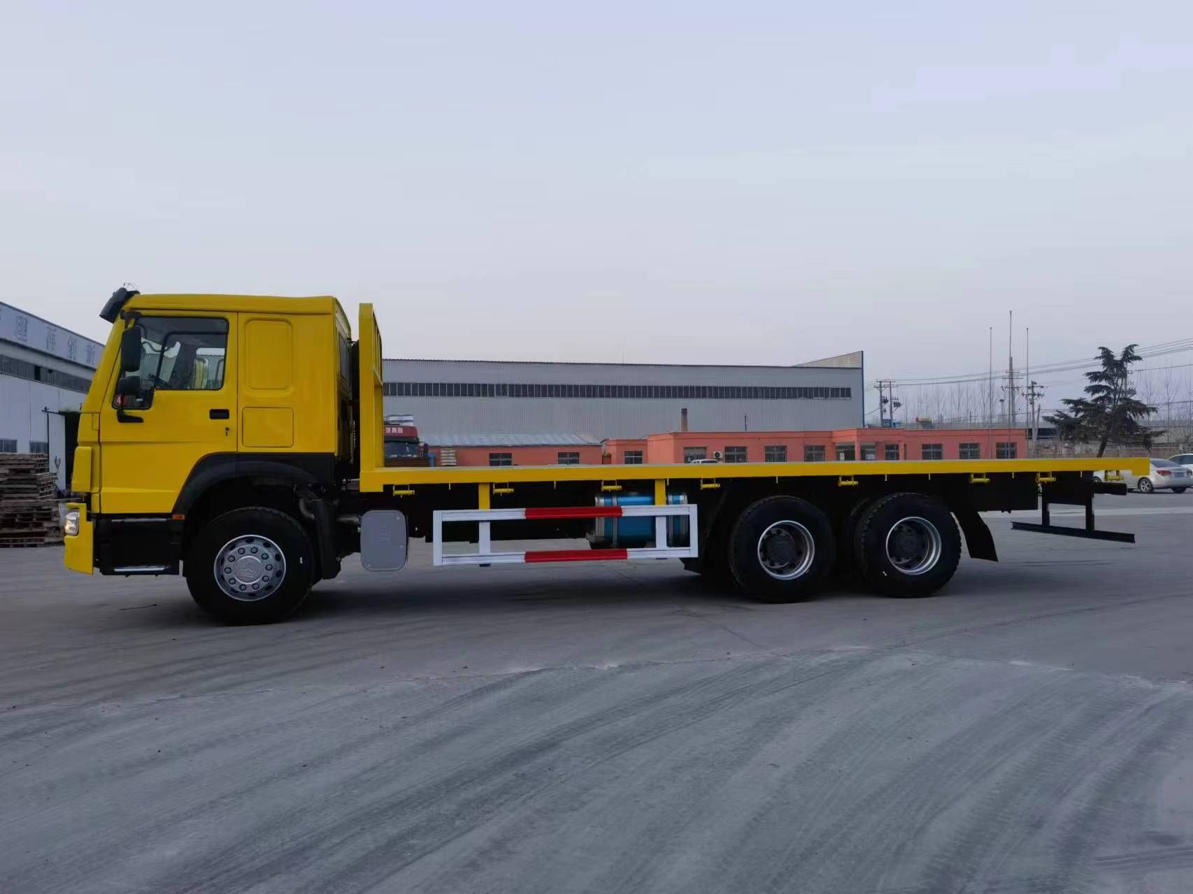 Camión de transporte de plataforma plana Howo 6x4