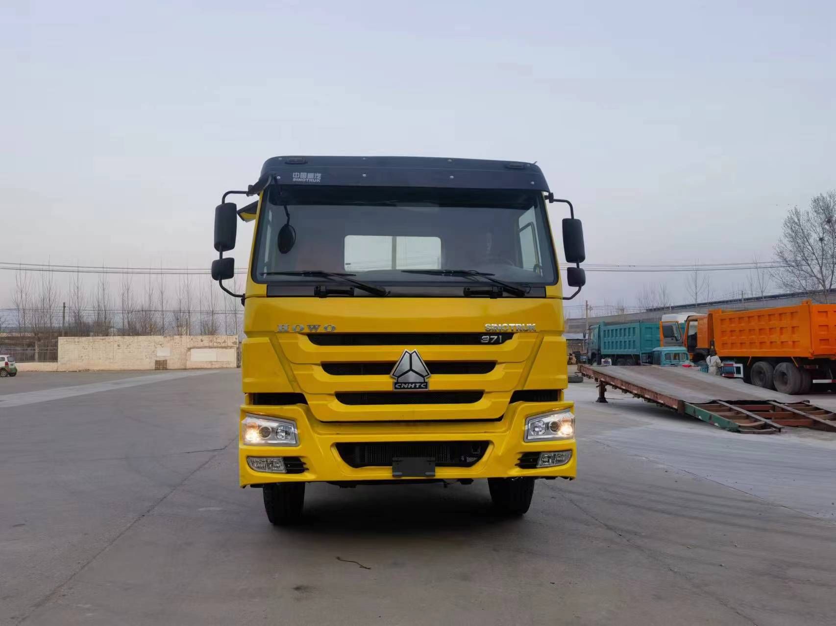 Camión de transporte de plataforma plana Howo 6x4