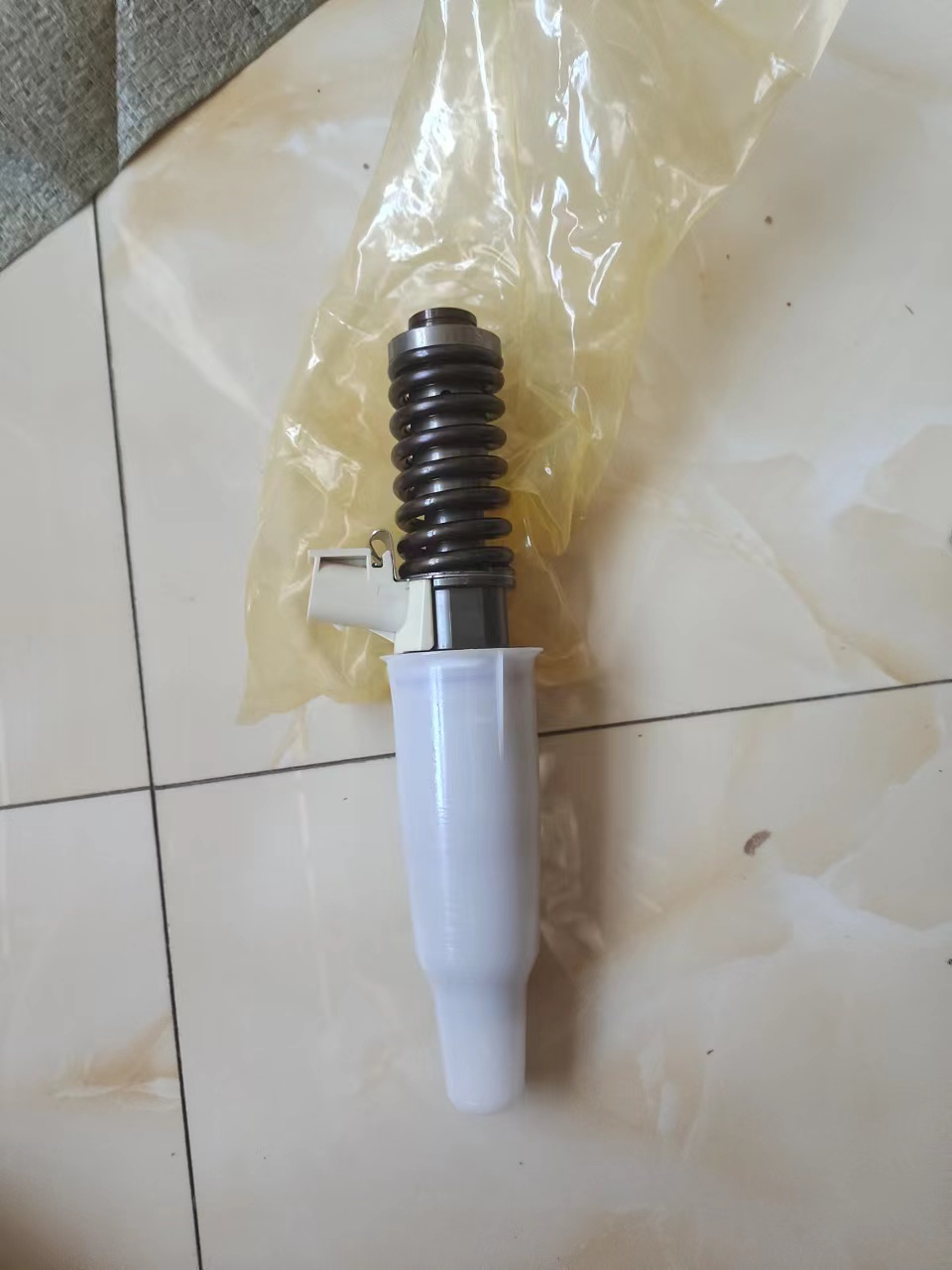 Fuel Injector Assembly P/N 20929906, VOE20929906, 9020929906, 20780666 for Volvo EC700B & EC700C Excavators