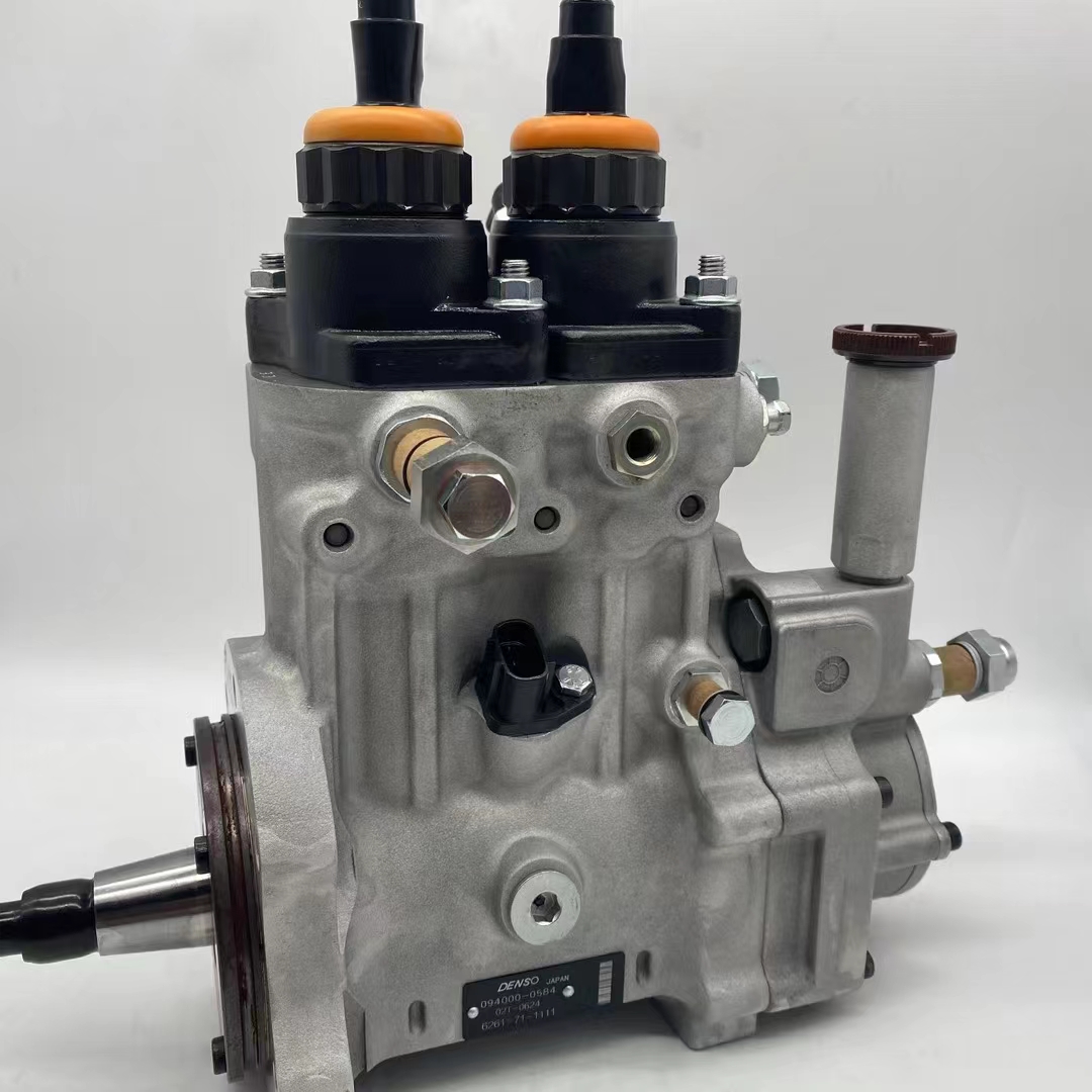 For Komatsu PC650-8, PC600-8 Excavator & WA500-6 Wheel Loader, DENSO Fuel Pump Part No.: 6261-71-1111 / 094000-0582