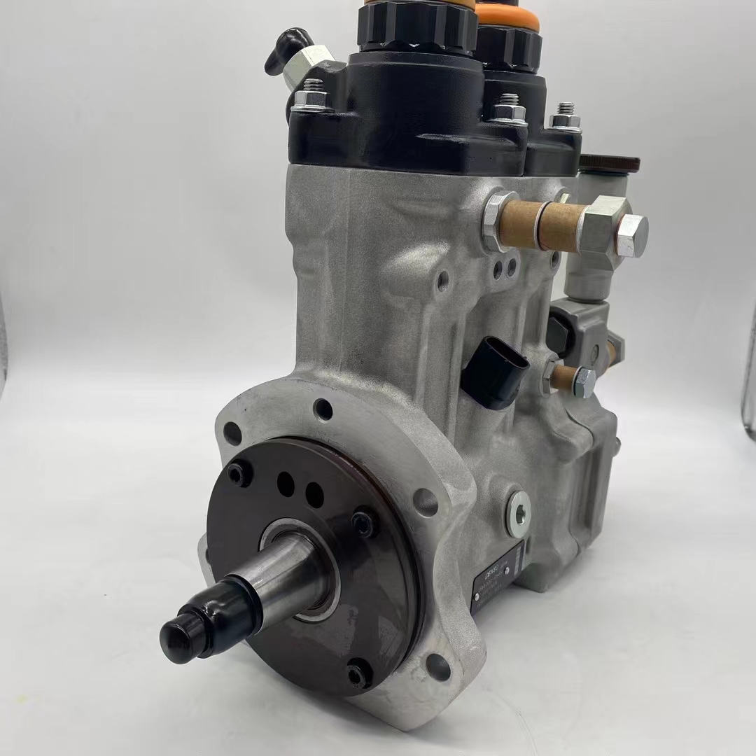 For Komatsu PC650-8, PC600-8 Excavator & WA500-6 Wheel Loader, DENSO Fuel Pump Part No.: 6261-71-1111 / 094000-0582