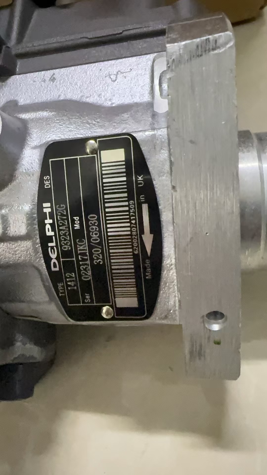 Delphi DP210 High Pressure Diesel Injection Pump, Perkins Fuel Pump Part No. 9323A272G