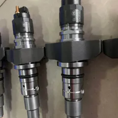 Common Rail Fuel Injector 04390987, OEM No.20798114 for Volvo D6E D7E Engine, EC210B EC240B Excavator