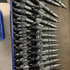 Common Rail Fuel Injector 04390987, OEM No.20798114 for Volvo D6E D7E Engine, EC210B EC240B Excavator