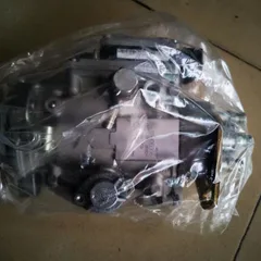 Bosch VP30 Electronic Fuel Injection Pump Assembly 0470006006, OEM No.3965403 for Cummins ISB5.9 / QSB5.9 Engine