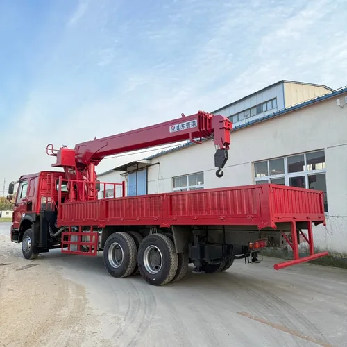 Vehicle mounted crane