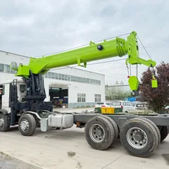 Vehicle mounted crane
