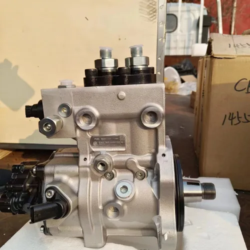 For Komatsu PC650-8, PC600-8 Excavator & WA500-6 Wheel Loader, DENSO Fuel Pump Part No.: 6261-71-1111 / 094000-0582