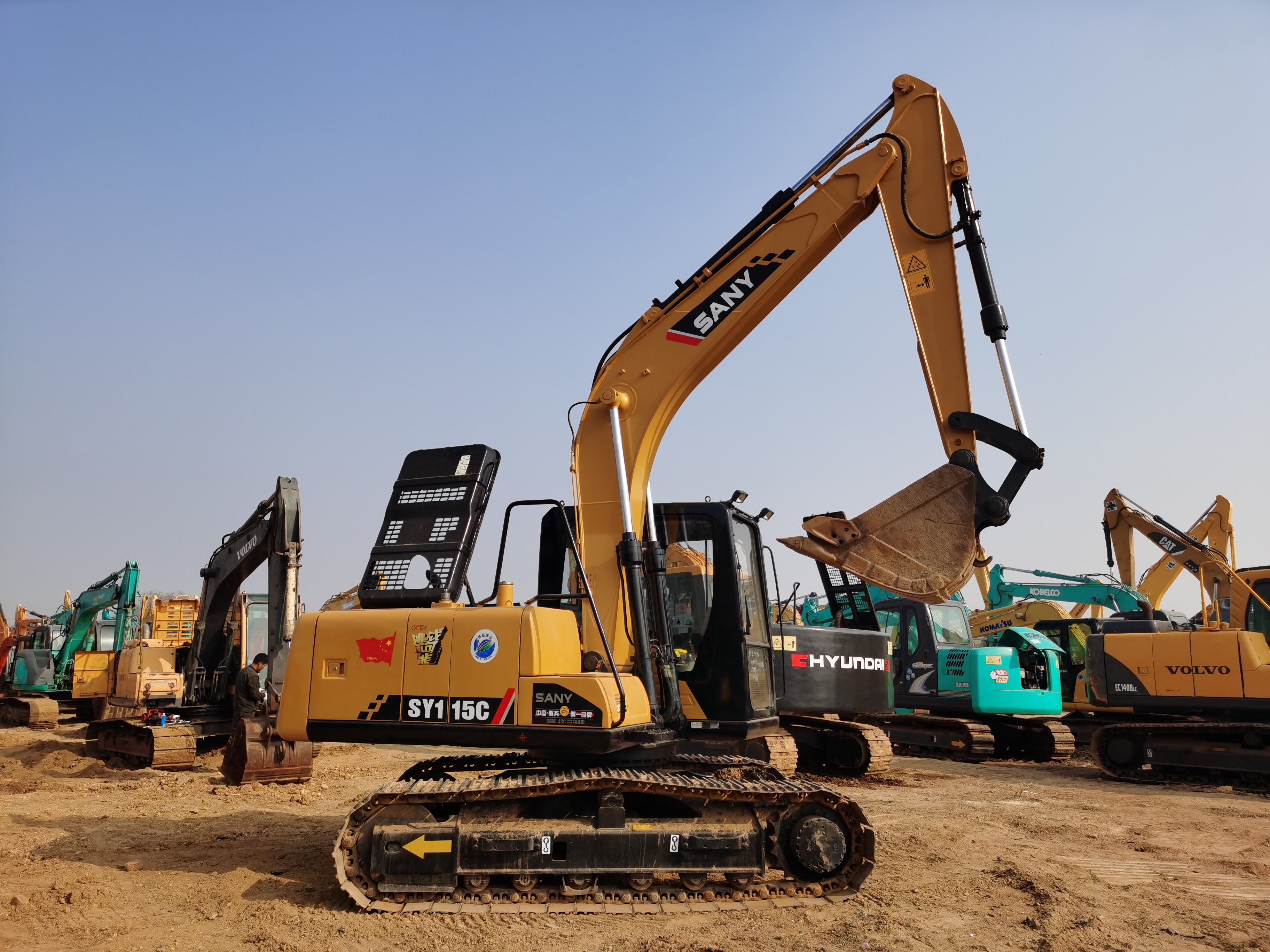 Excavadora de orugas Sany115 usada