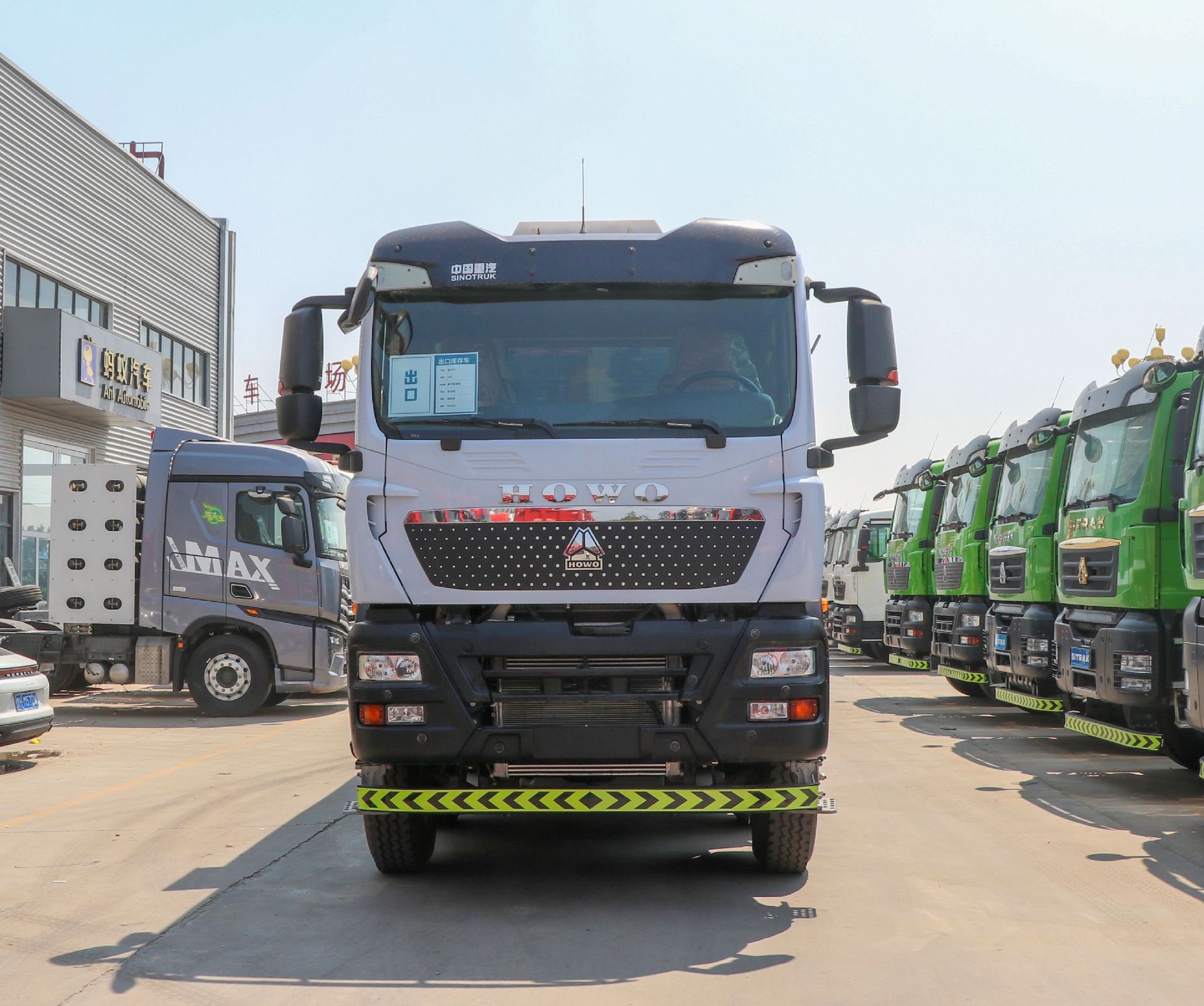 Howo TX 8x4 Dump Truck