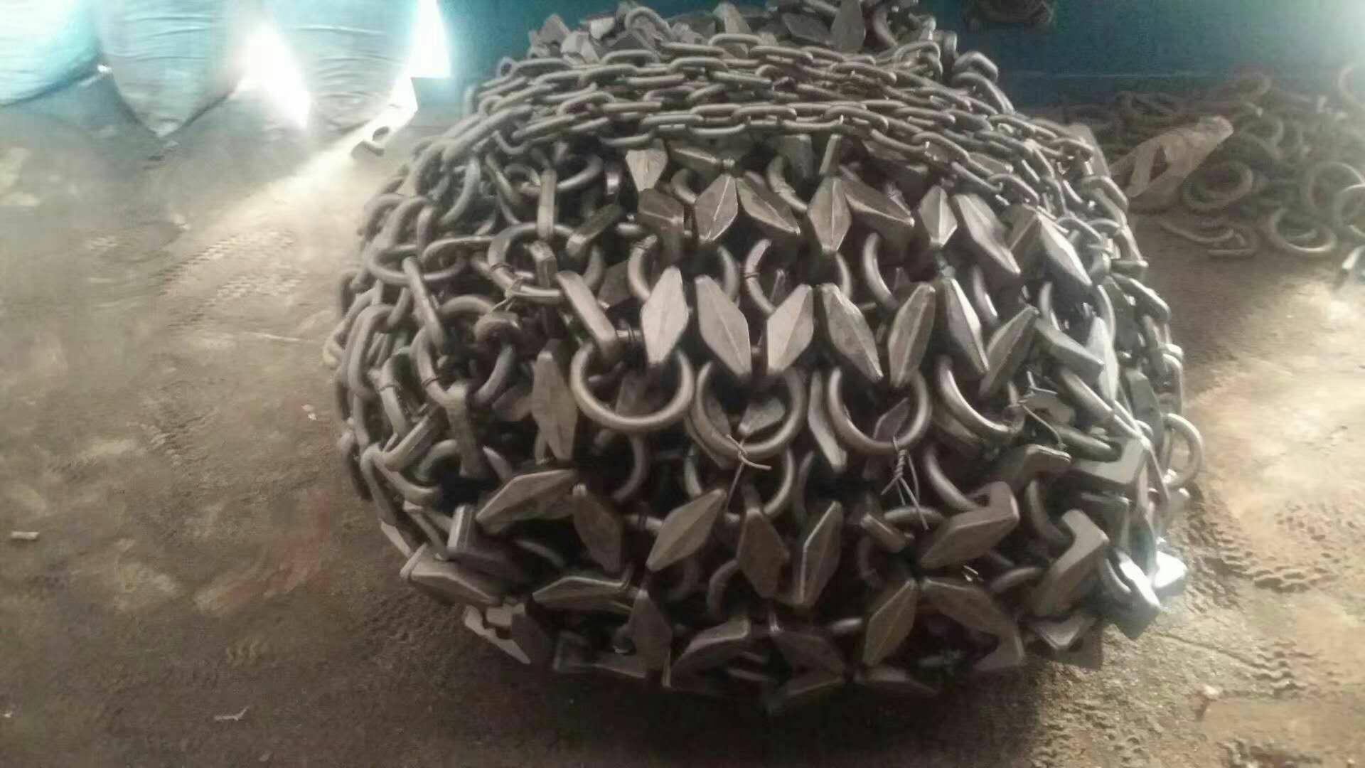 OTR Wheel Loader Tyre Protection Chain 17.5-25 / 20.5-25 / 23.5-25 for XCMG LIUGONG LONKING SDLG 3T/4T/5T Loader