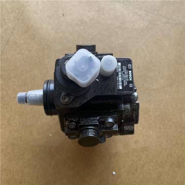 Common Rail Fuel Injection Pump 6271-71-1110 Denso 294000-1630 for Komatsu PC60-8 PC70-8 PC110-8 PC130-8 SAA4D95LE-5 Engine