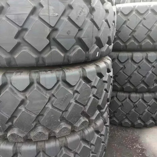 إطارات لوادر ذات عجلات OTR مقاس 17.5-25 / 20.5-25 للوادر سعة 3 أطنان من XCMG وLIUGONG وLONKING وSDLG