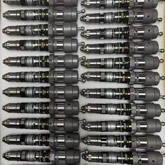 Komatsu Injector 6560-11-1114 For SAA6D170E PC1250-7 Excavator Engine4902827 For QSK23 QSK45