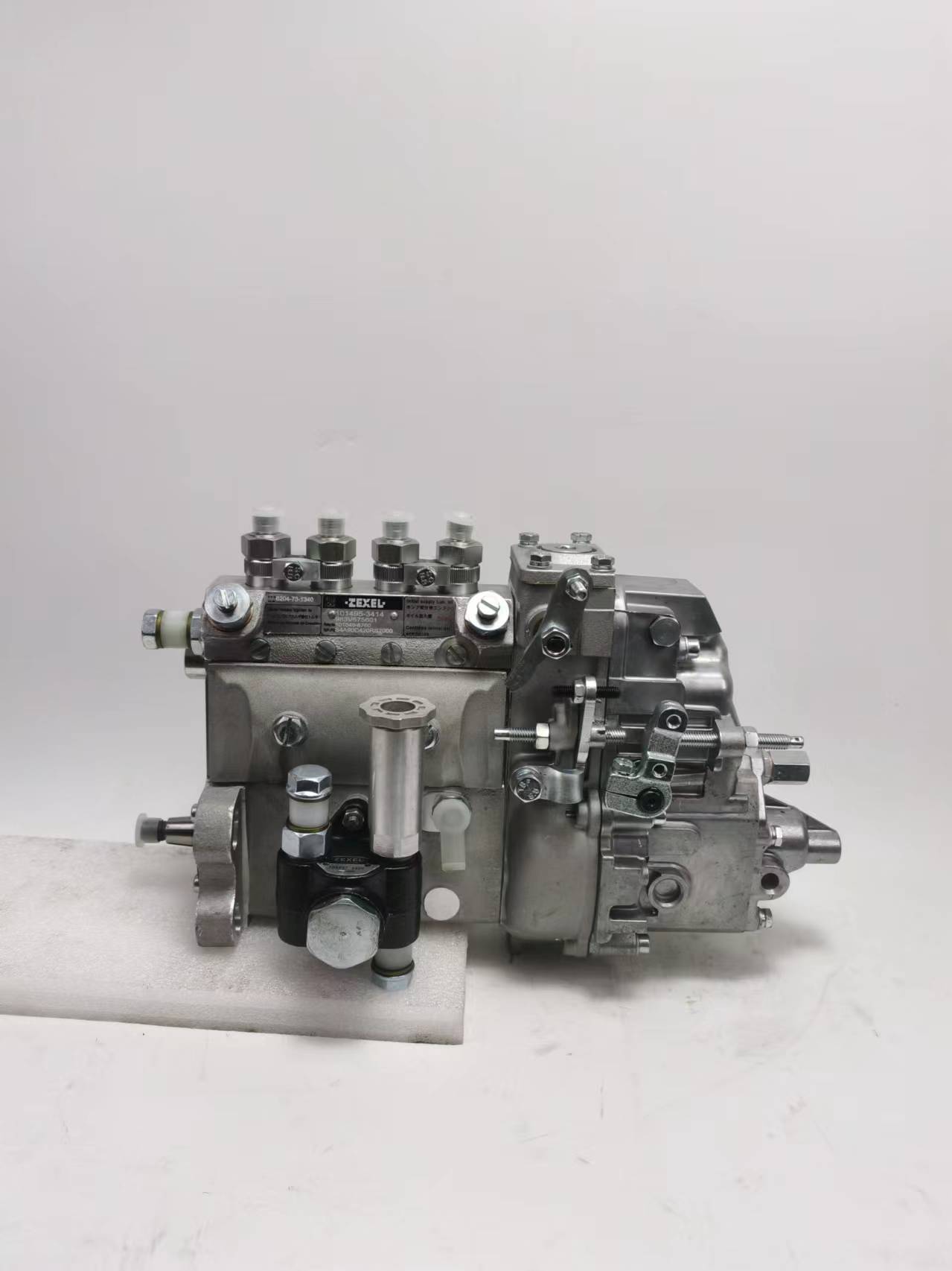 Fuel Injection Pump 6204-73-1340 for Komatsu PC78US-6 PC60-7 S4D95LE Engine, Zexel No:101495-3414