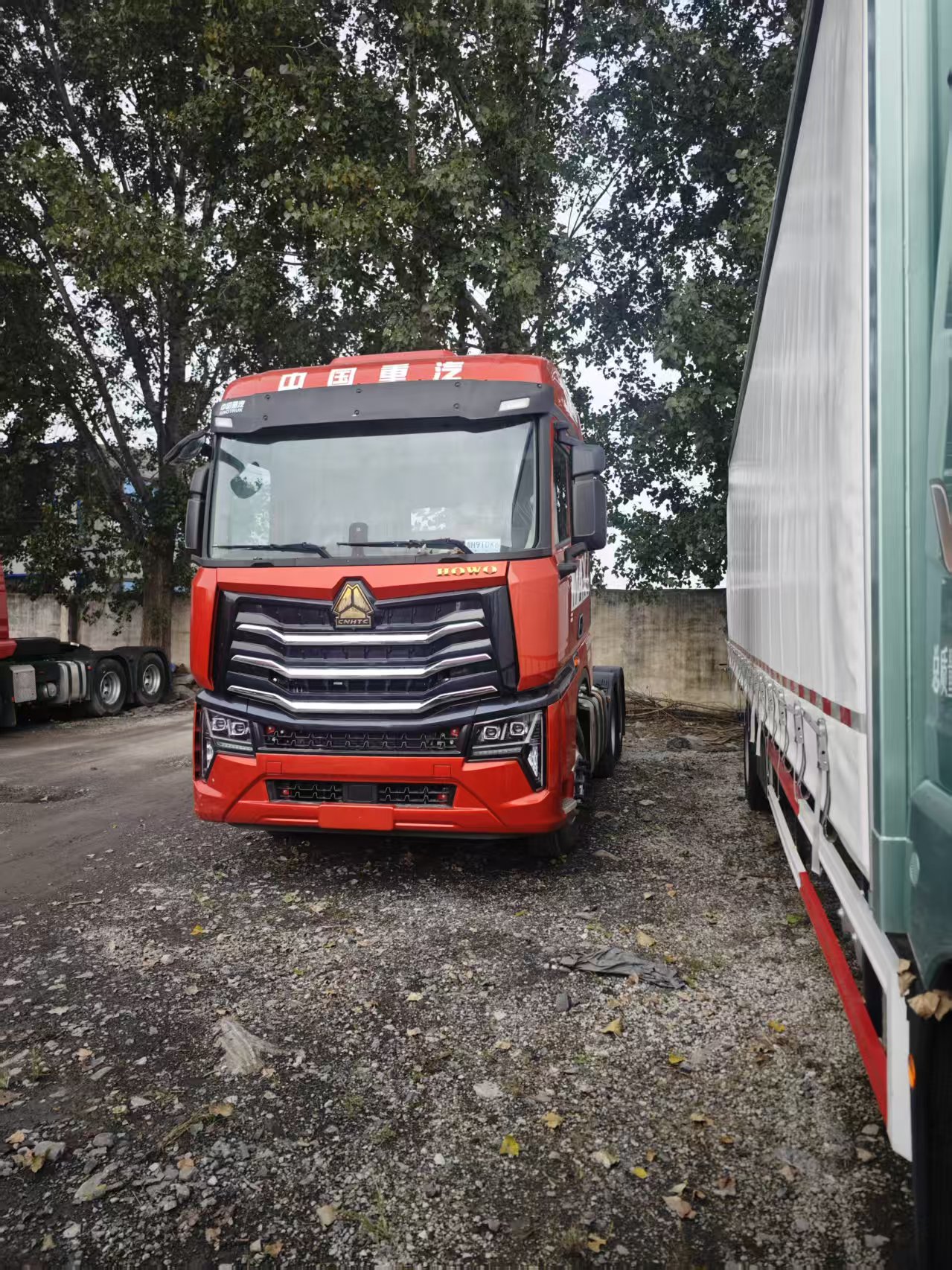 Para camión tractor diésel Howo Max 6x4, nuevo asiento del conductor con suspensión neumática Euro 6 para motor izquierdo (2022)