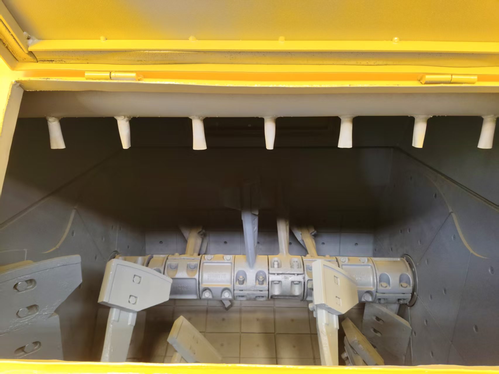 Brand New Electric Driven JS Series Concrete Mixer Full Automatic Control for Africa & Middle East Construction