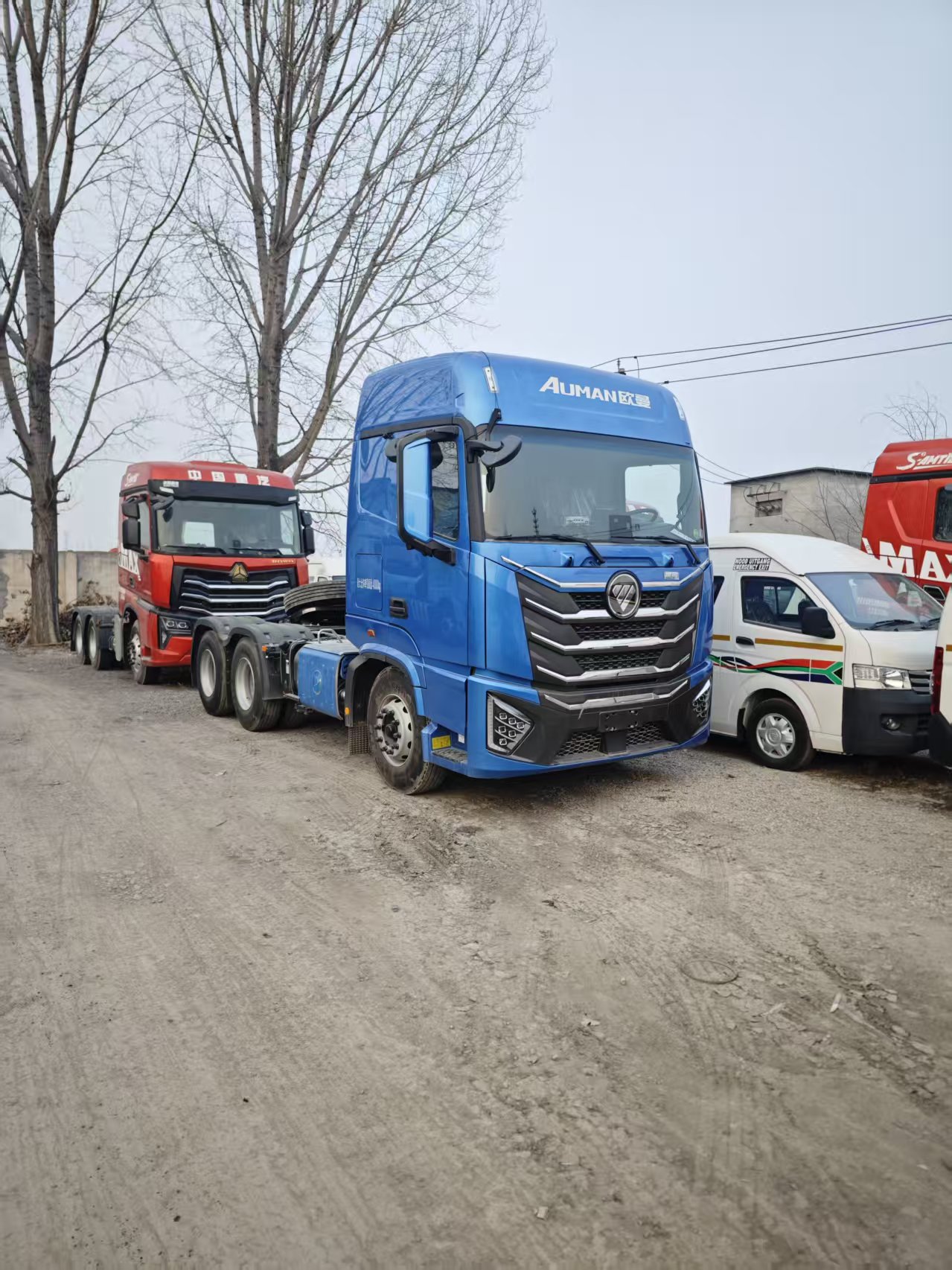 Camión tractor Foton Daimler Auman GTL 6x4 | Nuevo | Derecho | Diésel | Motor Cummins de 470 CV | Tractora de servicio pesado con cero kilómetros