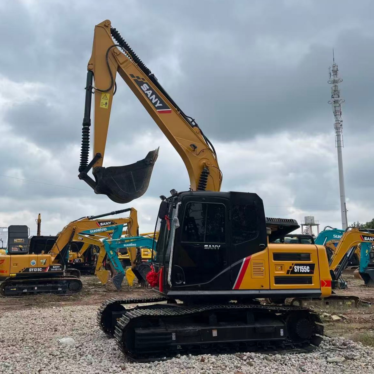 Excavadora de orugas Sany155 usada