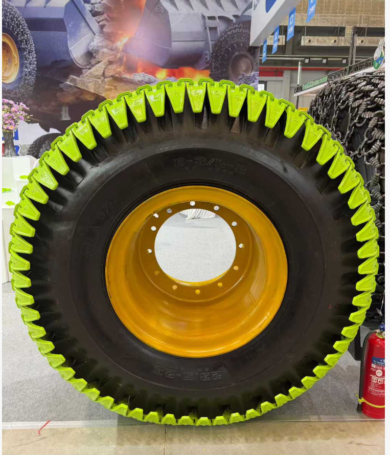 23.5-25 Forged Track Plate Tire Protection Chain for 50 Loader 5 Ton Loader 23.5-25 Forged Crawler Tire Chain