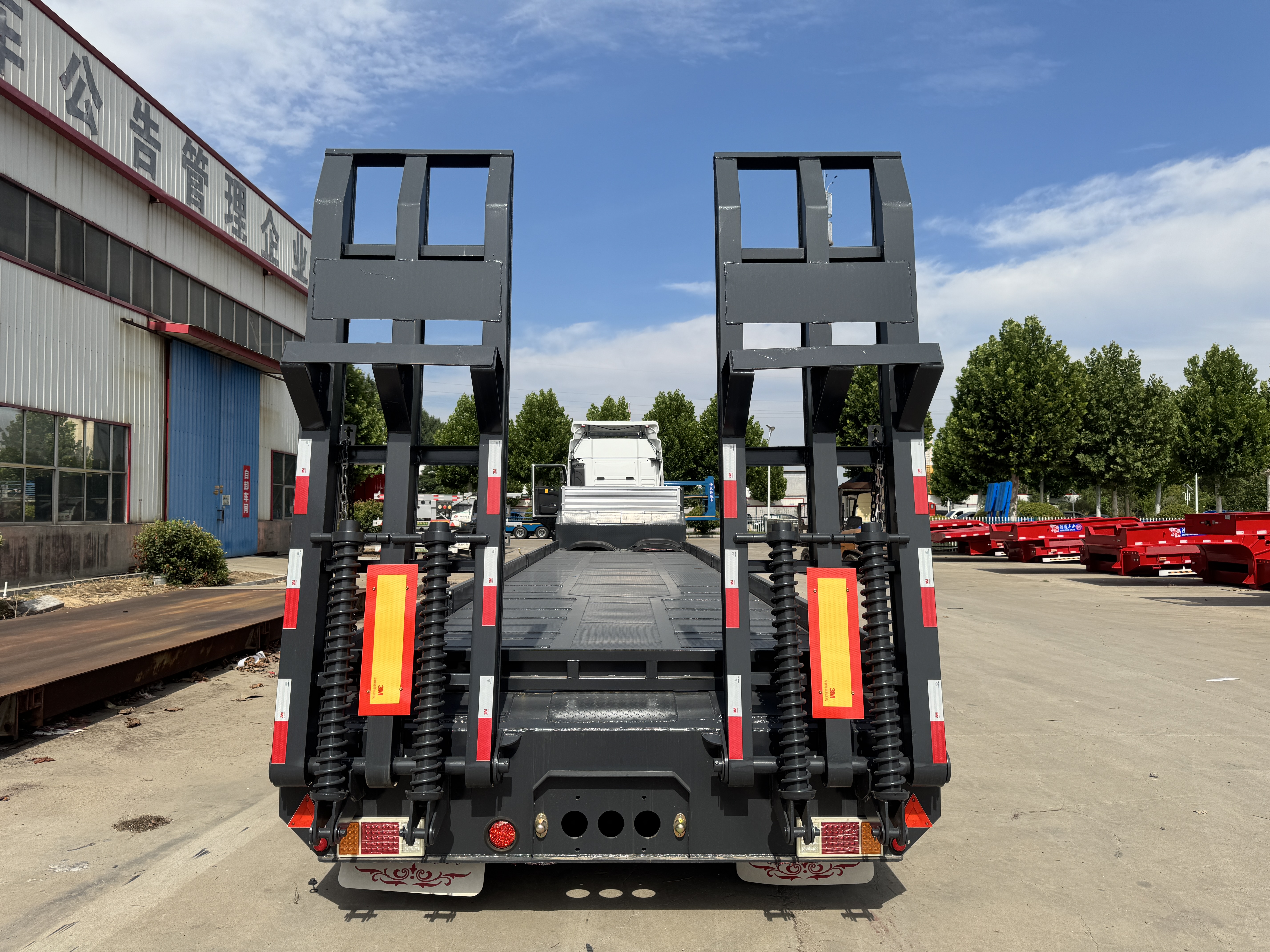 8-axle low-bed semi-trailer